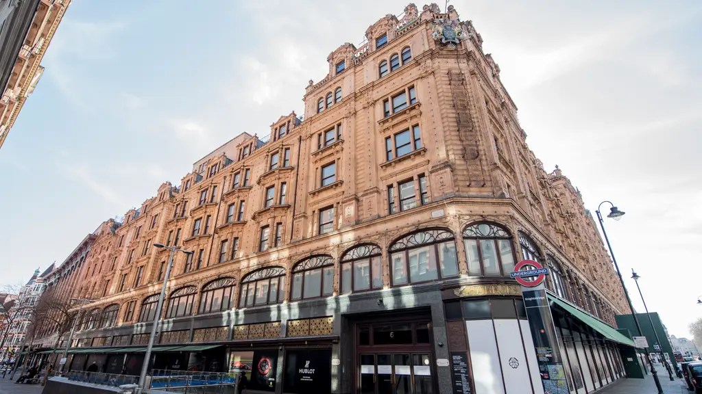Harrods Launches Traditional Boxing Day Sale Early Retail News And Events