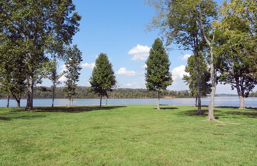 Brightwater Park WindRiver Lake & Golf Community Amenities