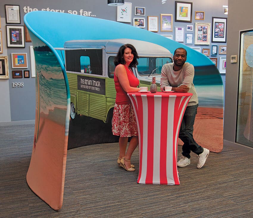 8 Outdoor Display Ideas for Summer Events 39steps