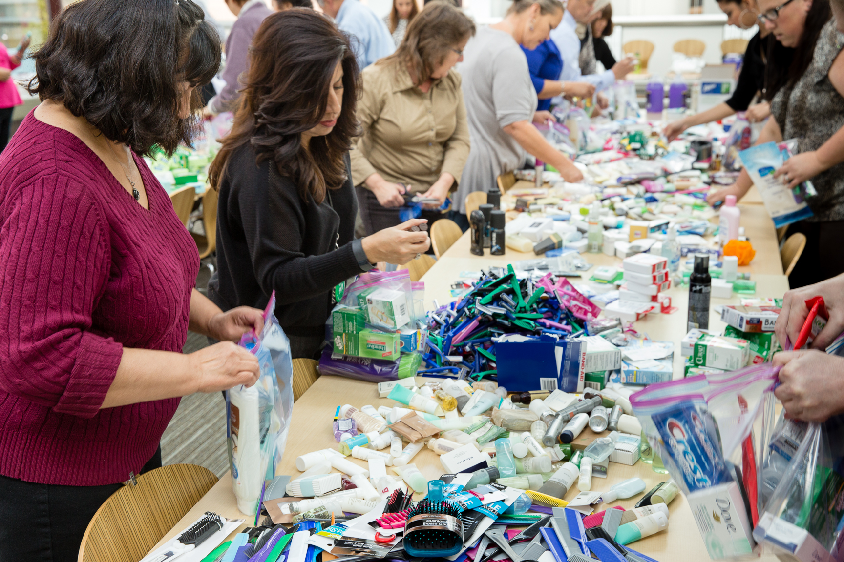 SCE Employees Rally to Help Syrian Refugees