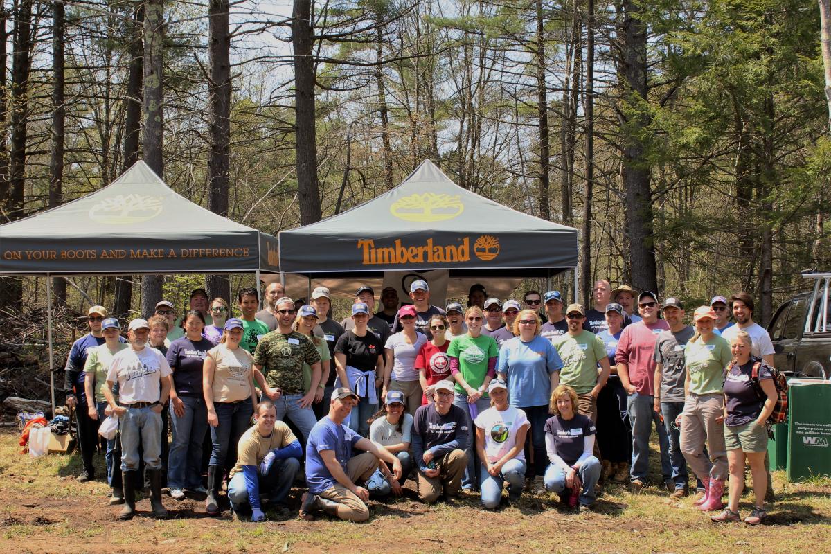 Timberland Celebrates Earth Day With Community Service Projects Around