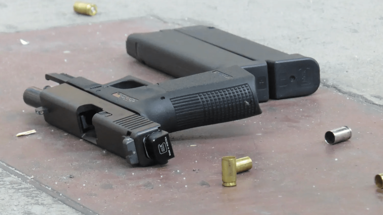 Page 3 3D Gun Builder