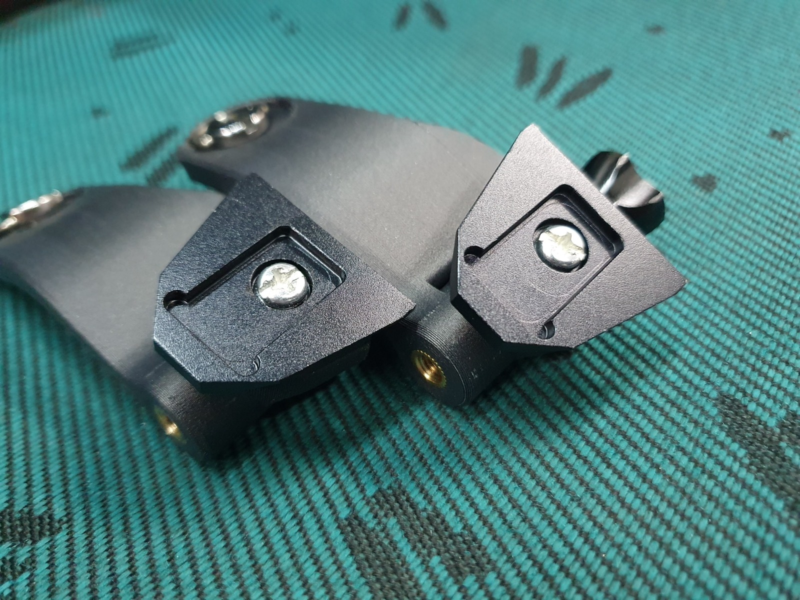 Jarm with PVS14 type mount and Dovetail interface 3DiipsWork 3D