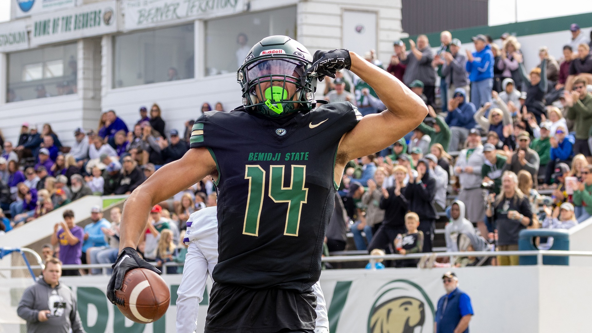 2024 CFL Draft profiles Bemidji State REC Dhel DuncanBusby driving to