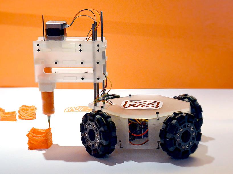 3&Dbot Mobile 3D Printer Has No Print Volume Limitations