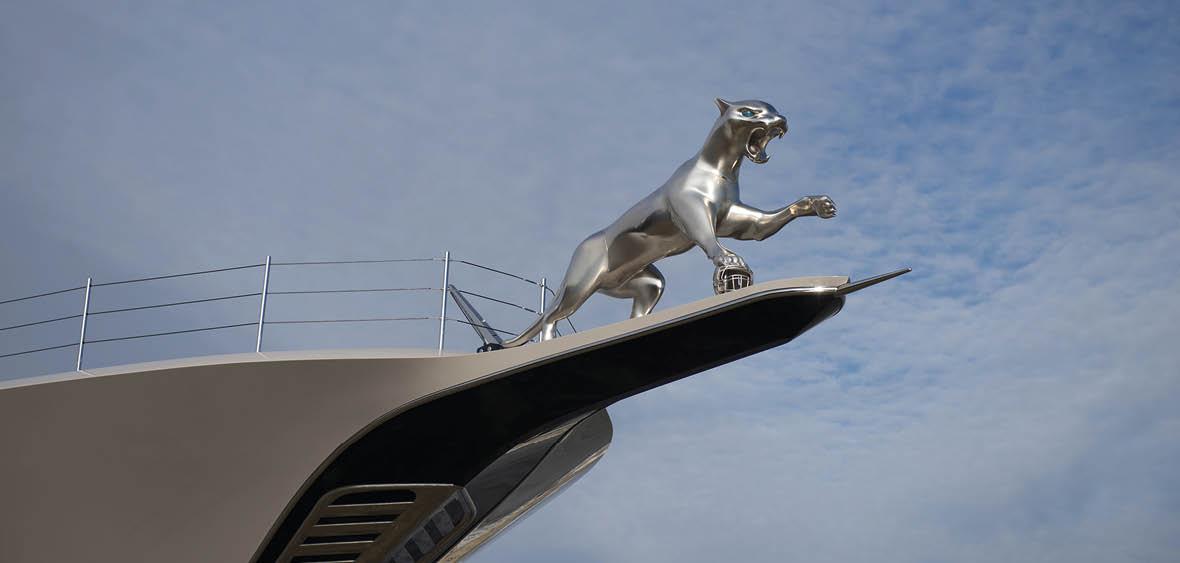 Materialise 3D Prints Huge Jaguar for Jacksonville Jaguars Owner’s