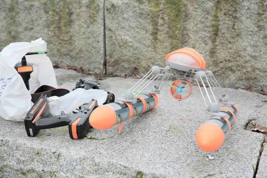 Meet the ‘Agent 022’, Tinkerine’s 3D Printed RC Airboat