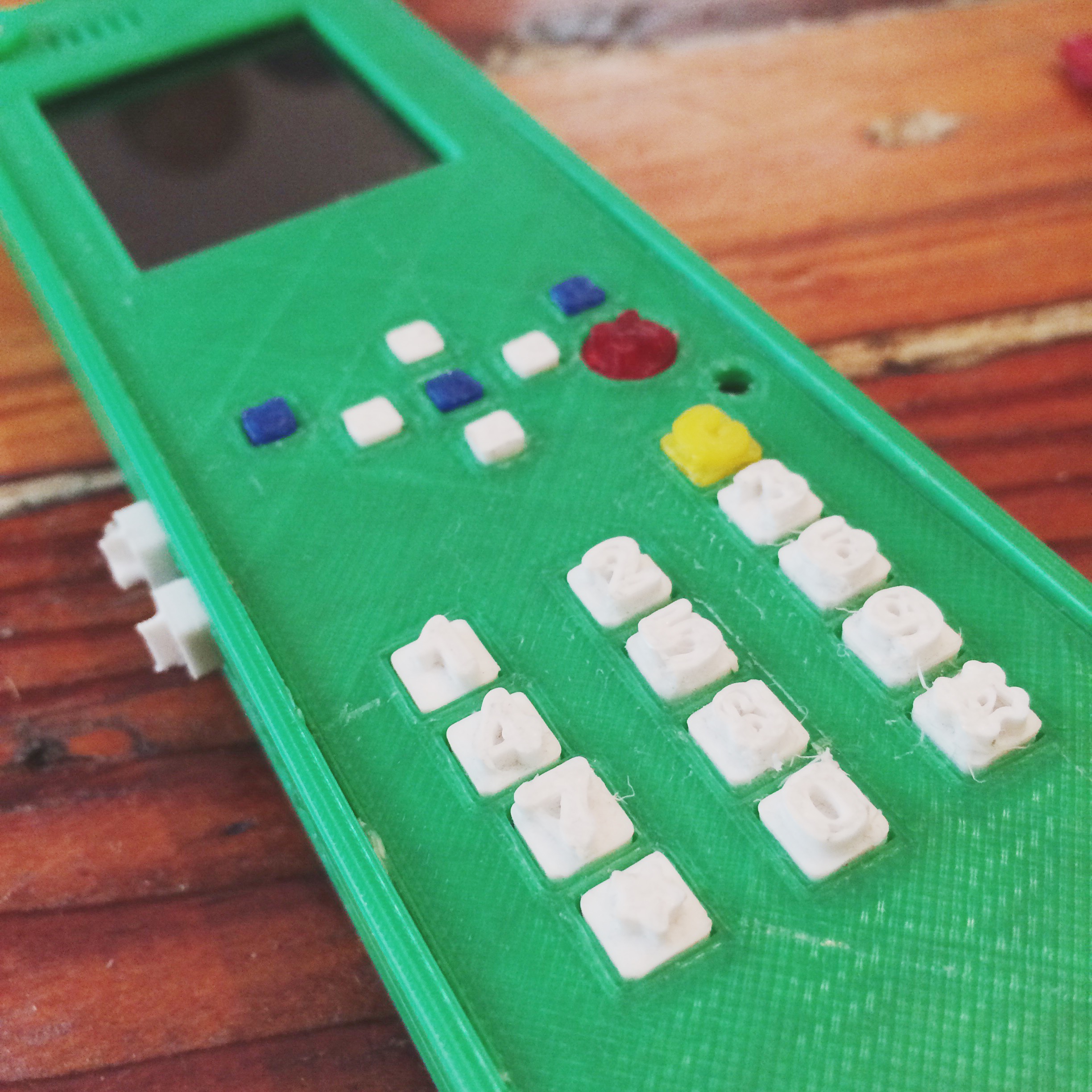 3D Printed Cell Phone Lets Makers Get Hands On The