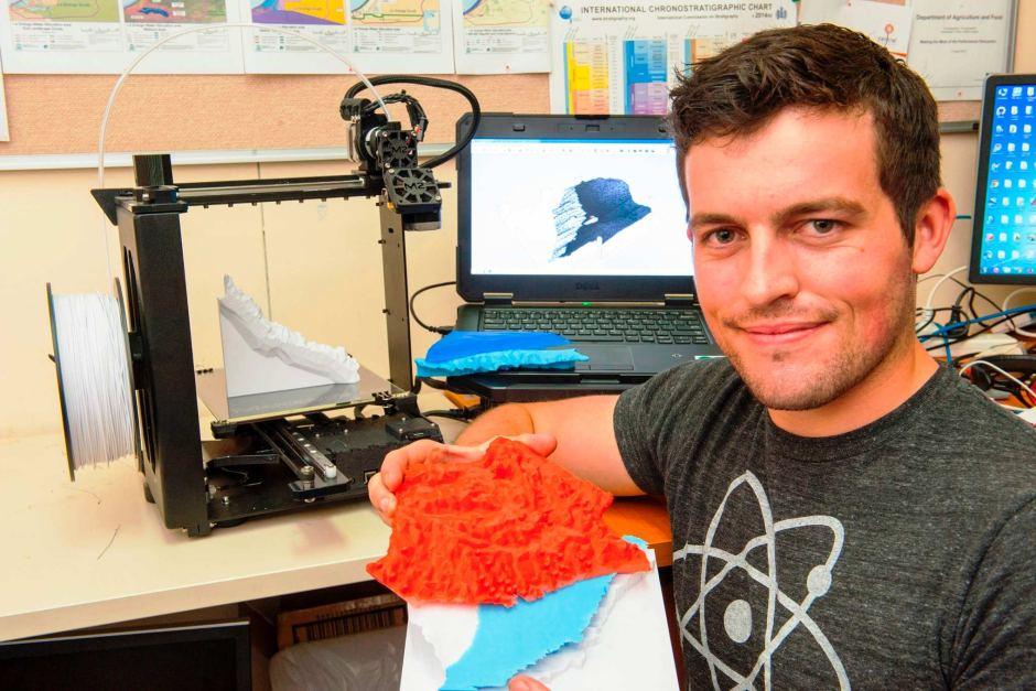 3D Printed Topographic Map Visualizes Australian Farmland and Water Sources The