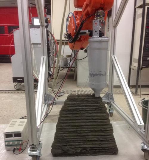 Lund University Students Create Mobile 3D Printer to Print Concrete