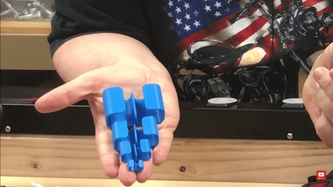 This 3D Printed Cord Holder Video Tutorial Shows How to Customize