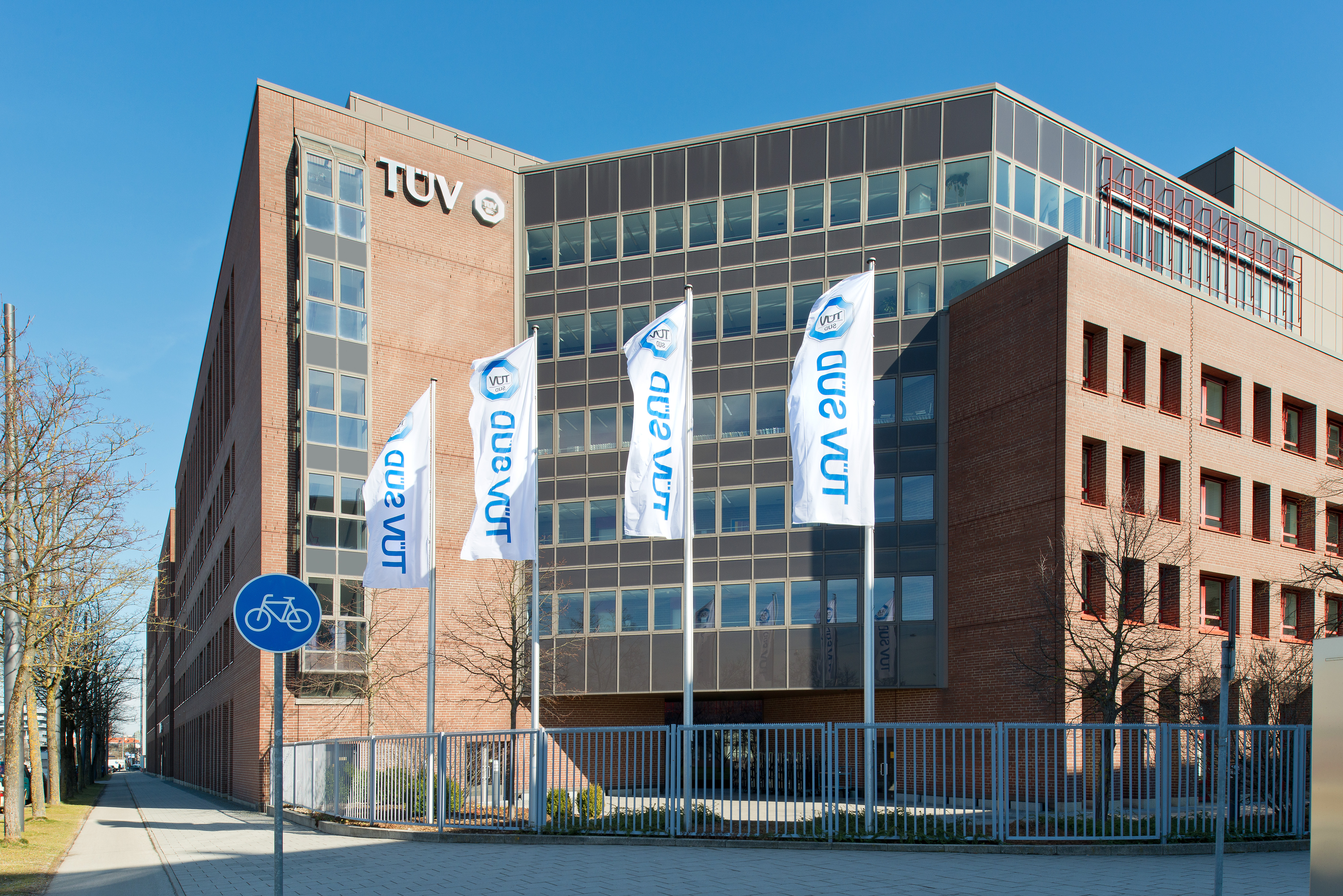 TÜV SÜD provides 3D printing standards and regulations