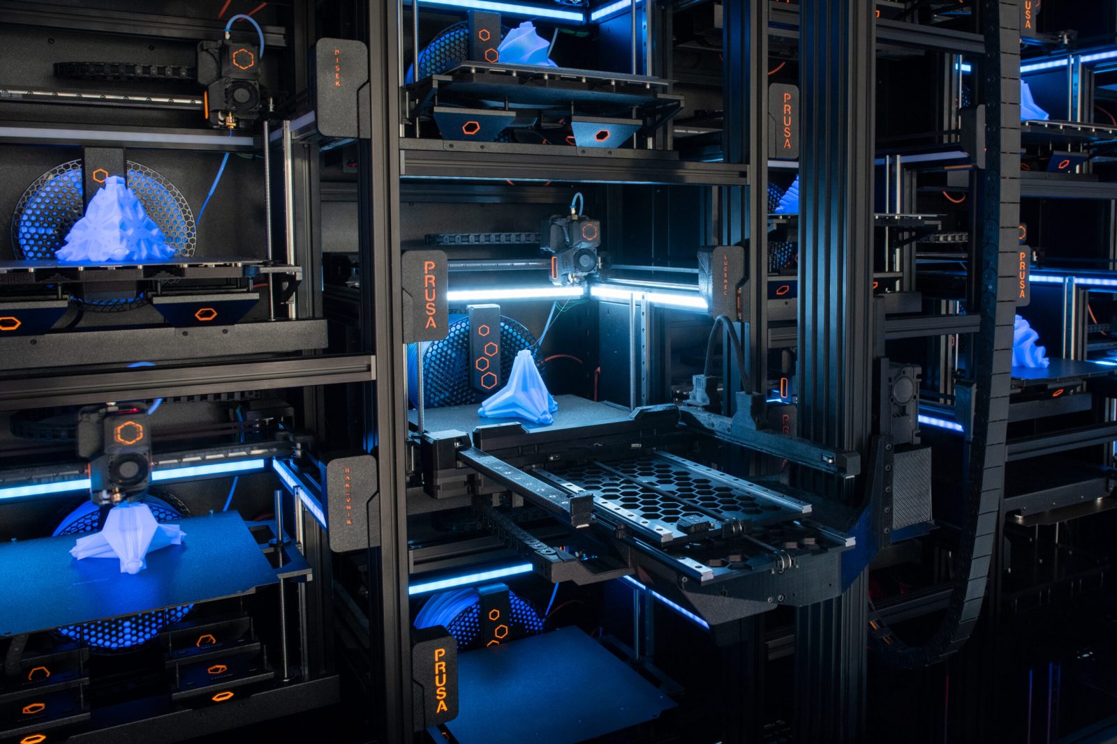 Prusa showcases its new modular 3D printer farm at Dubai’s Expo 2020
