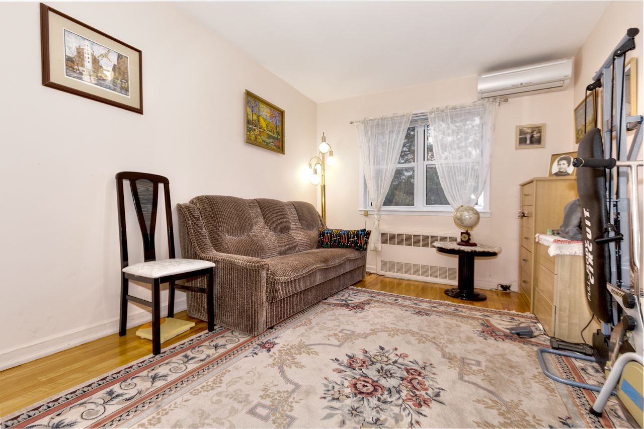 Beautiful 2 Family Brick Home, Sheepshead Bay Brooklyn