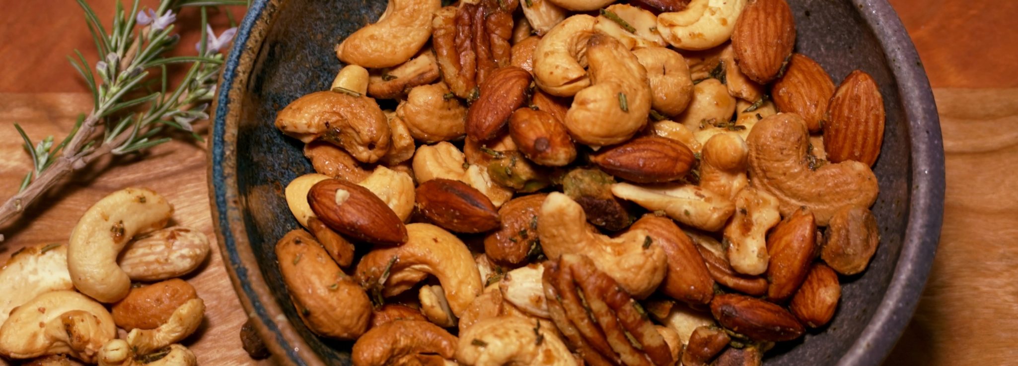 It's A Nutty World (Union Square Cafe Bar Nuts) 3jamigos