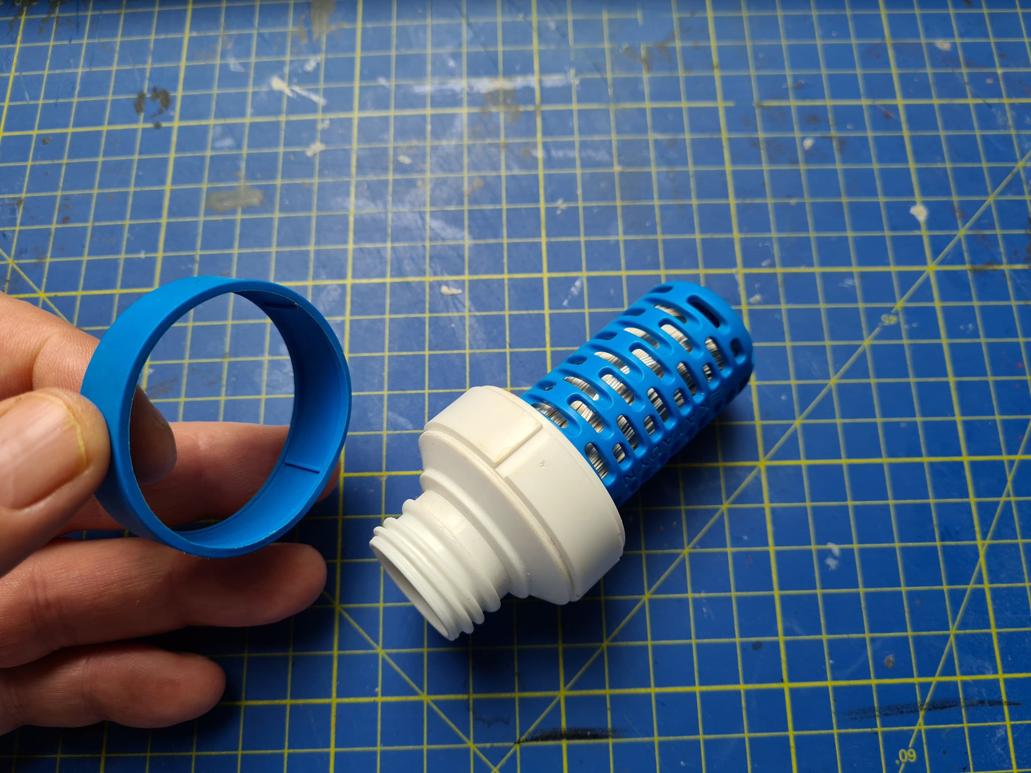 Gear talk converting a 42mm neck HydraPak bladder to fit a 28mm water