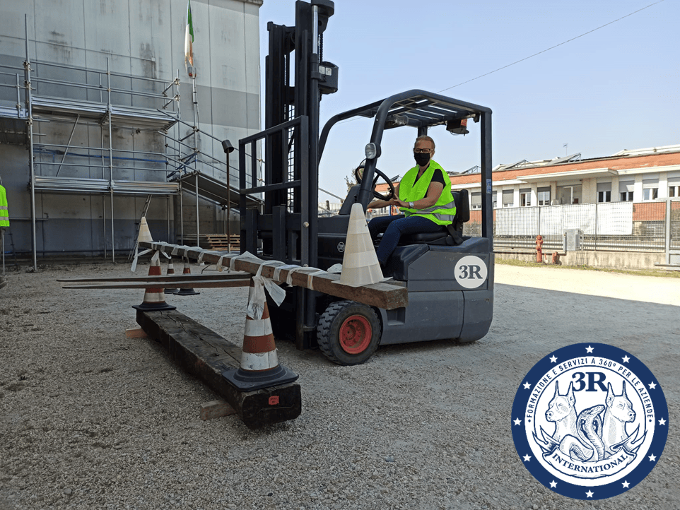 3R International: Corso Di Formazione - Patentino Carrellisti 722_x_962_png