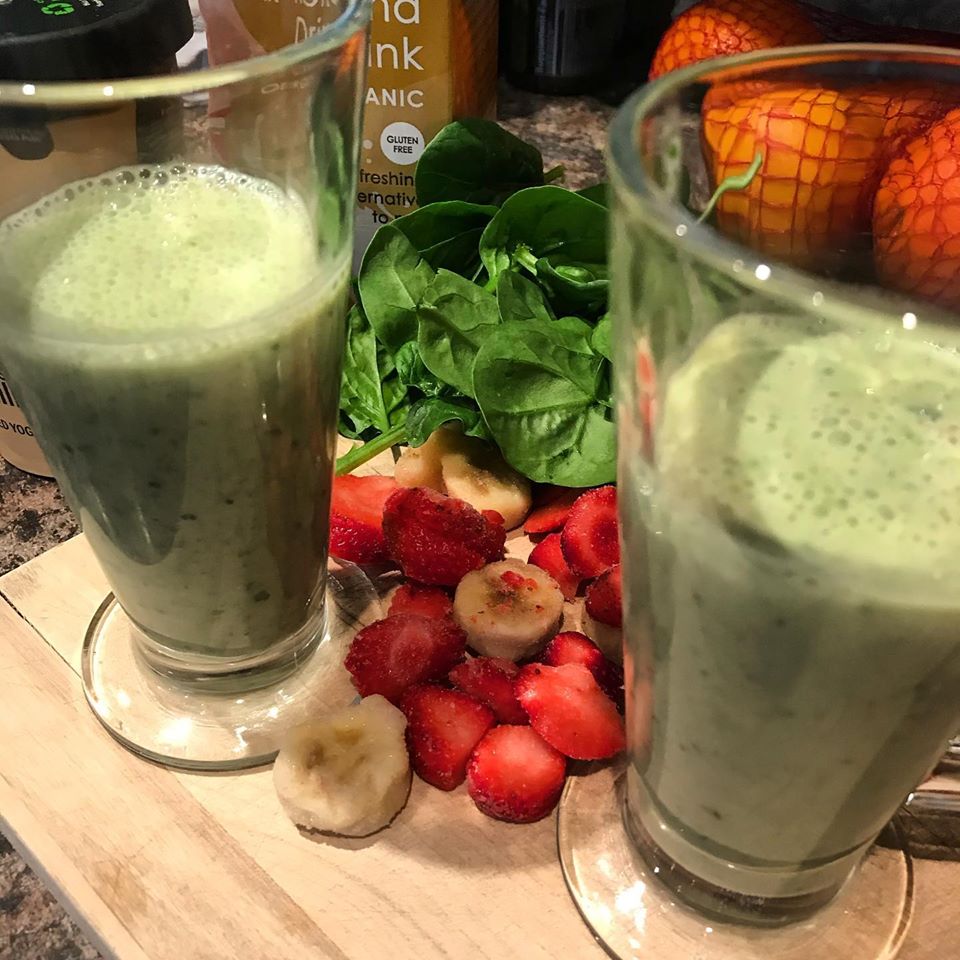 7 Benefits of Drinking Green Smoothies