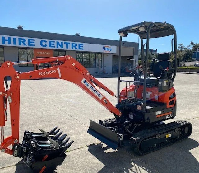 1.7T Kubota U173 Excavator 4 Hire & Mower Centre