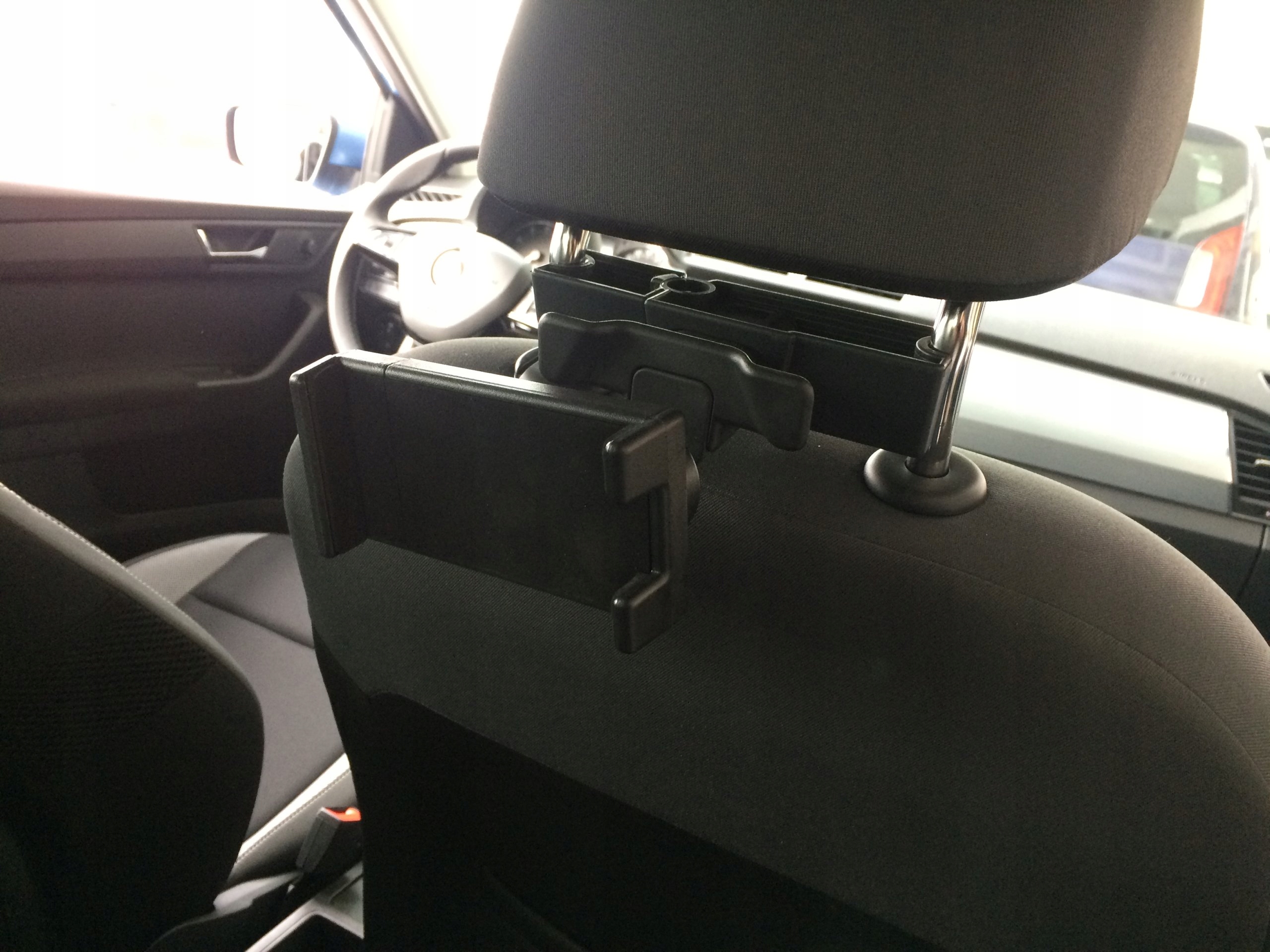 Uchwyt na tablet multimedia Smart Holder SKODA ASO 7393257762