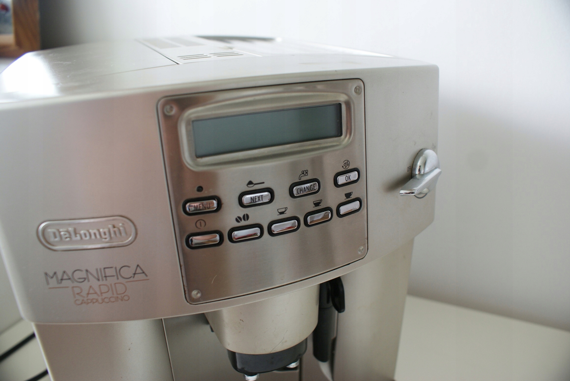 DeLonghi Magnifica RAPID CAPPUCCINO ESAM 3400 7584009945 oficjalne