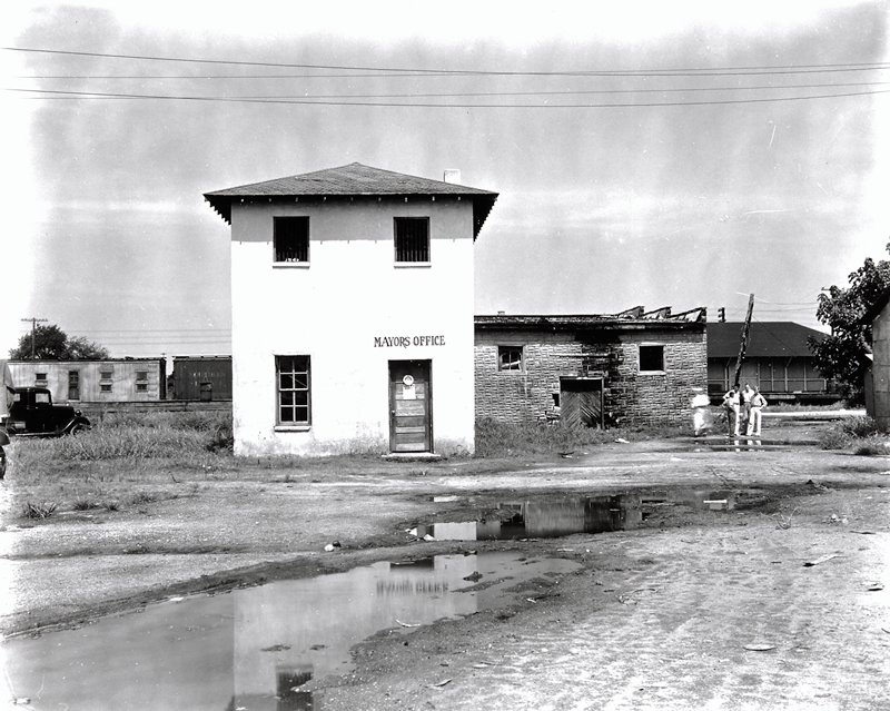 Mayor's Office, Moundville, Alabama, Walker Evans Mia