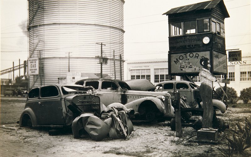 Auto Graveyard, Tampa, Florida, Walker Evans Mia