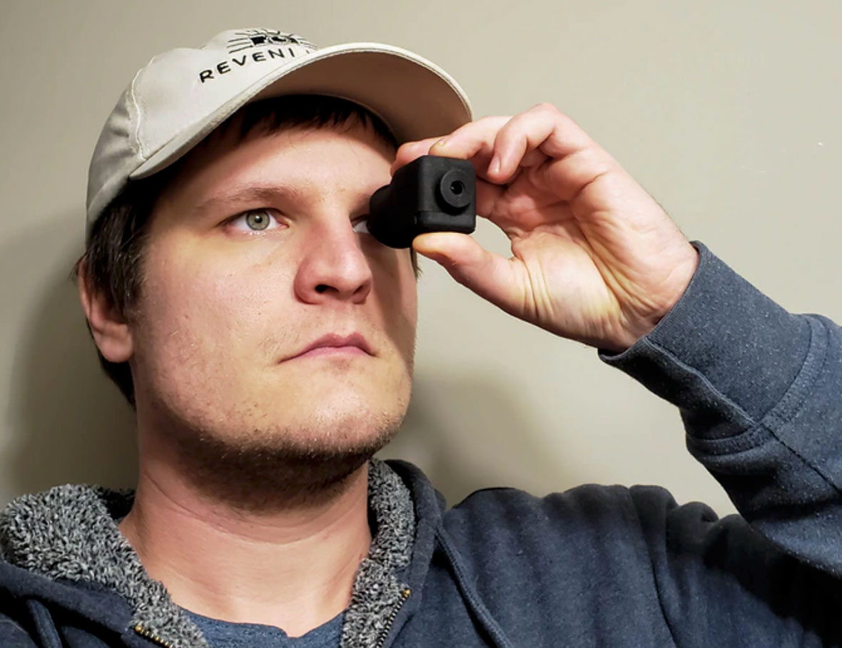 Reveni Labs’ new Spot Meter uses unique twoeye aiming method Digital