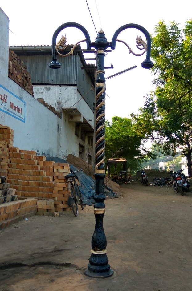 Lamp Post Street Lamp Post Latest Price, Manufacturers & Suppliers