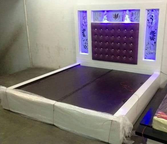 White Double Bed, Size 75 x 70 inch, Warranty 3 Year at Rs 25000 in