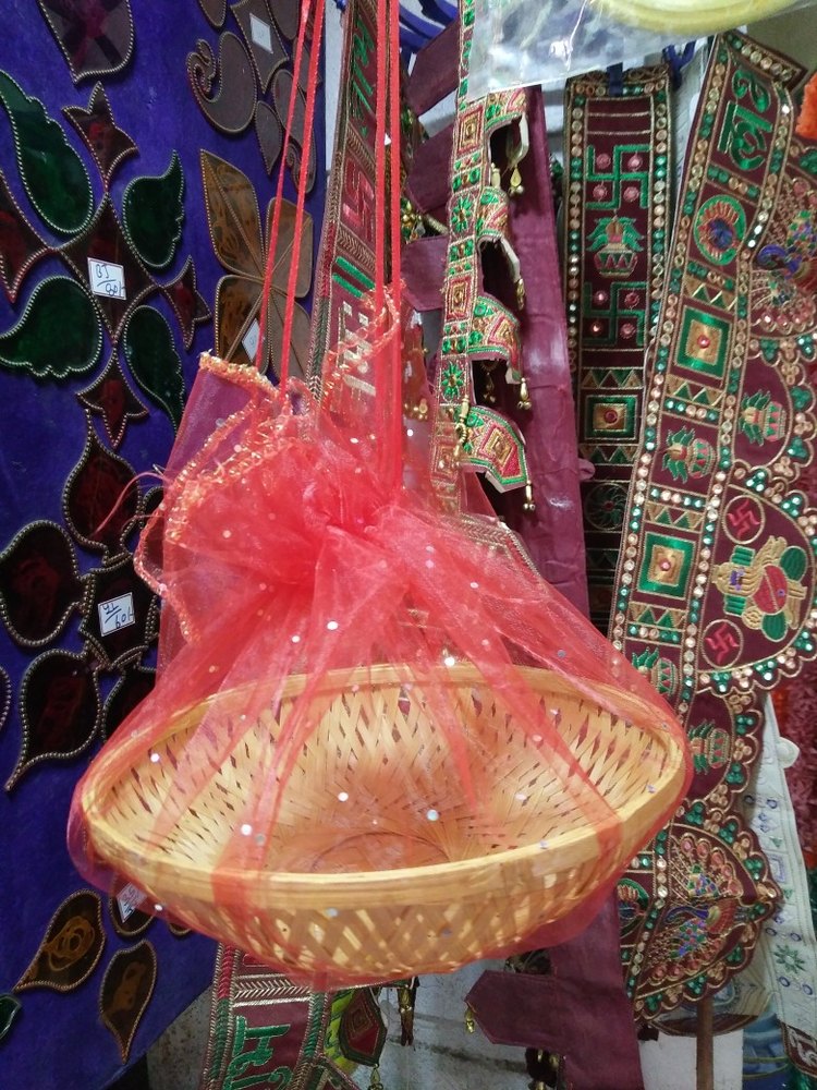 Multicolor Plastic Decorative Hanging Basket at Rs 50/piece in Mumbai