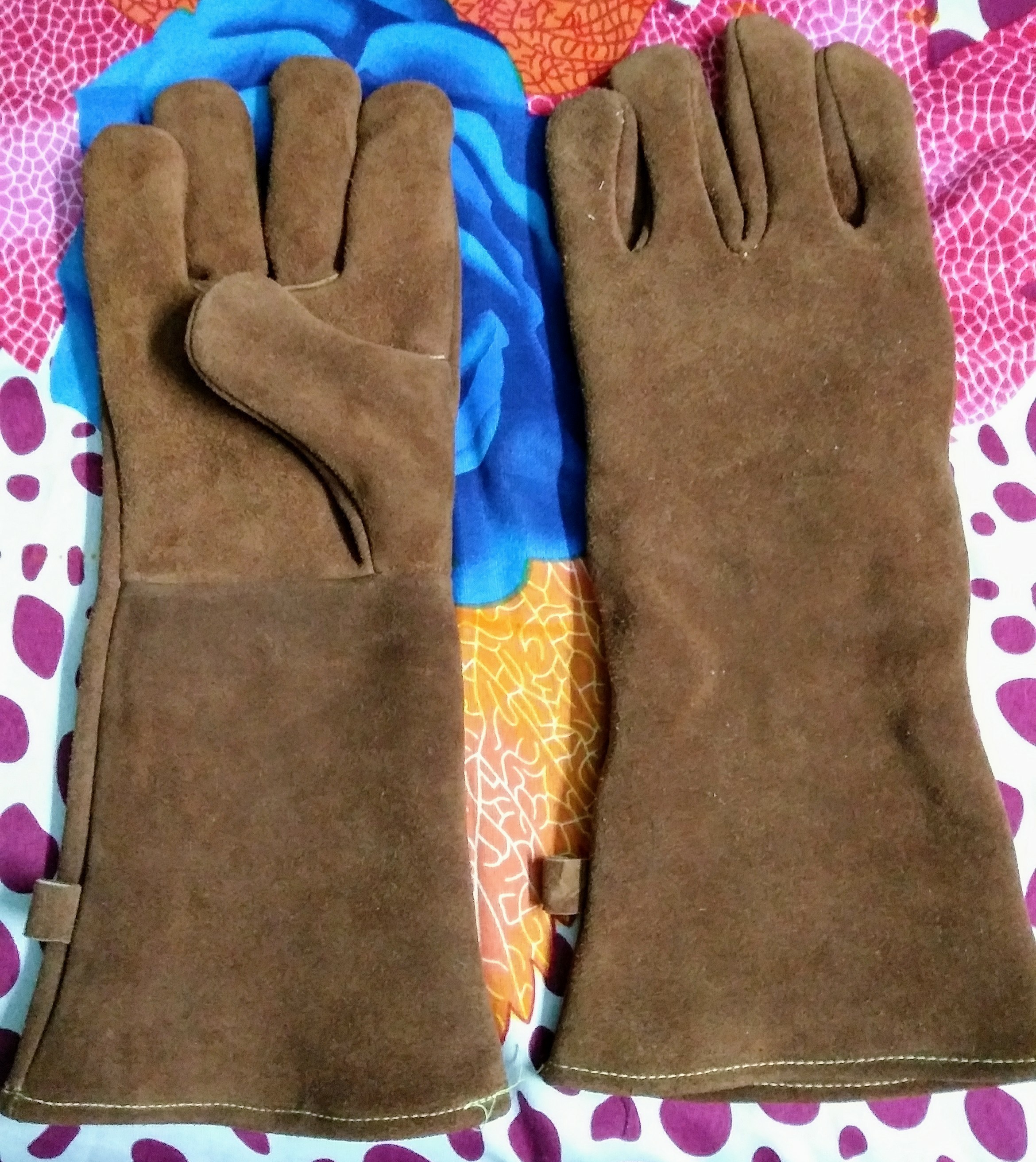 Black And Brown Heat Proof Fireplace Gloves, Size Large, Rs 300 /pair