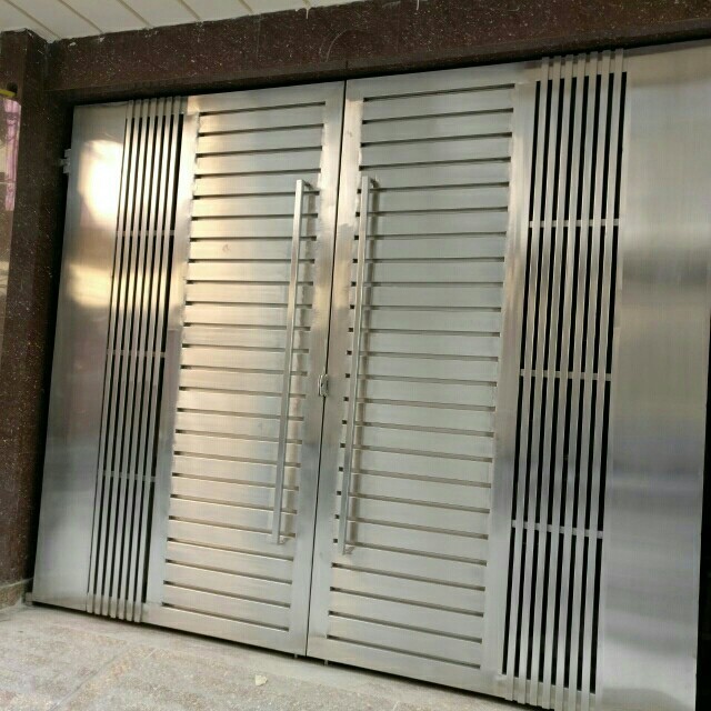 Standard Steel Gate 304 at Rs 1500/square feet SS Gate, SS Safety