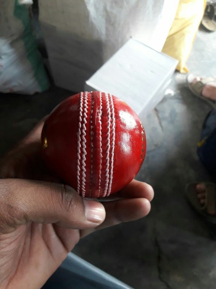 Leather Cricket Ball at Rs 145 Tarapuri Meerut ID 17700101030