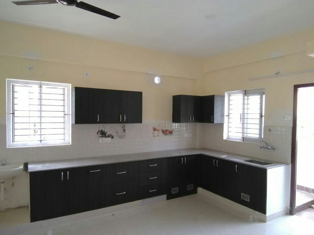 LShape Modular Kitchen, Warranty 15 Years at Rs 880/sq ft in Chennai