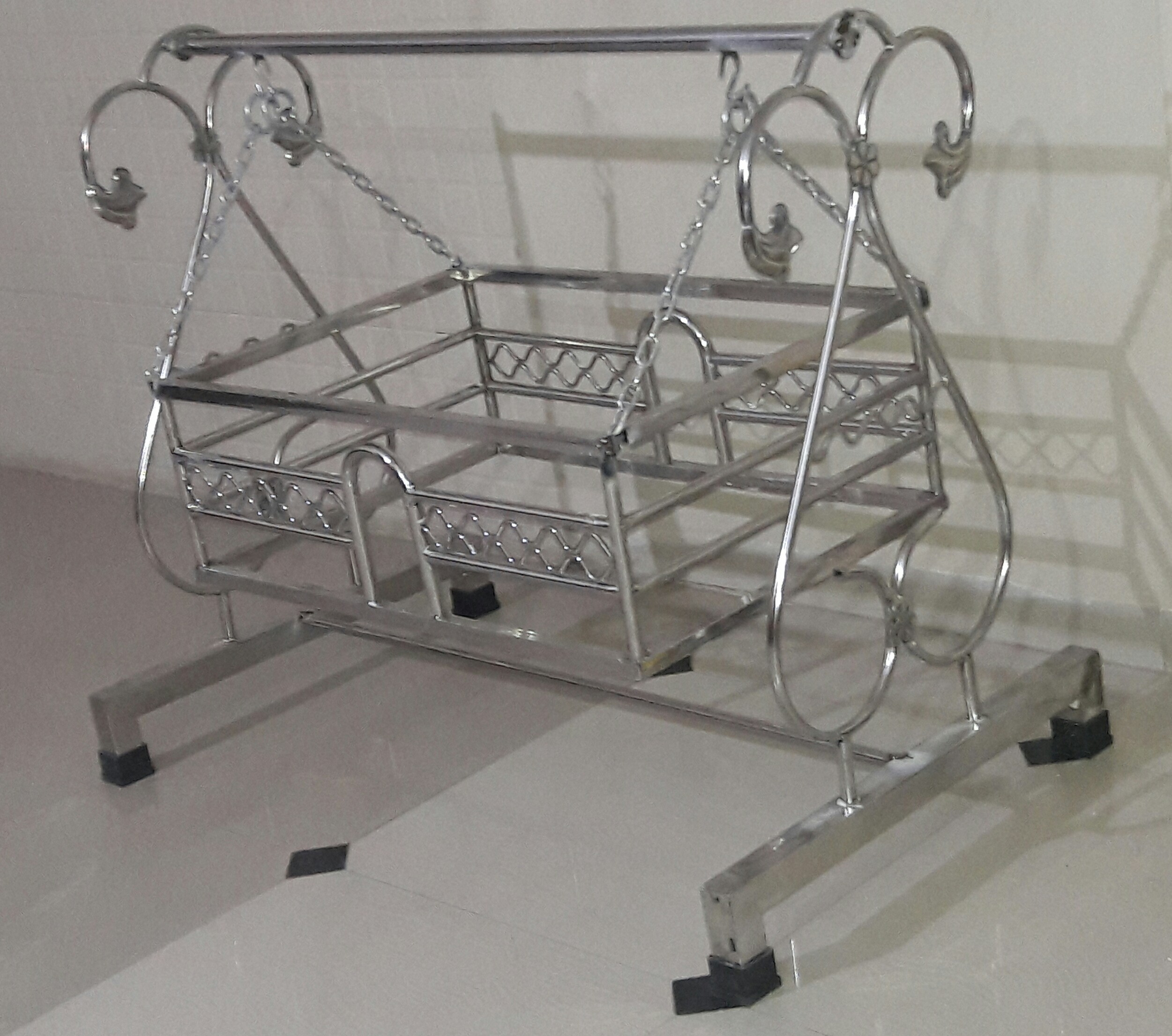 Male Baby Jhula / SS/ Steel, SS Steel Reling & Baby Jhula ID 18924118962