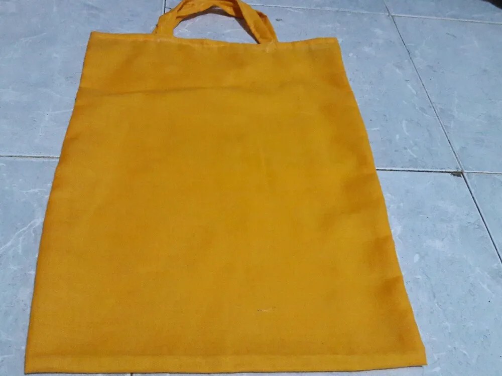 Cotton Cloth Carry Bags Prize Negotiable at Rs 15/unit in Mumbai ID