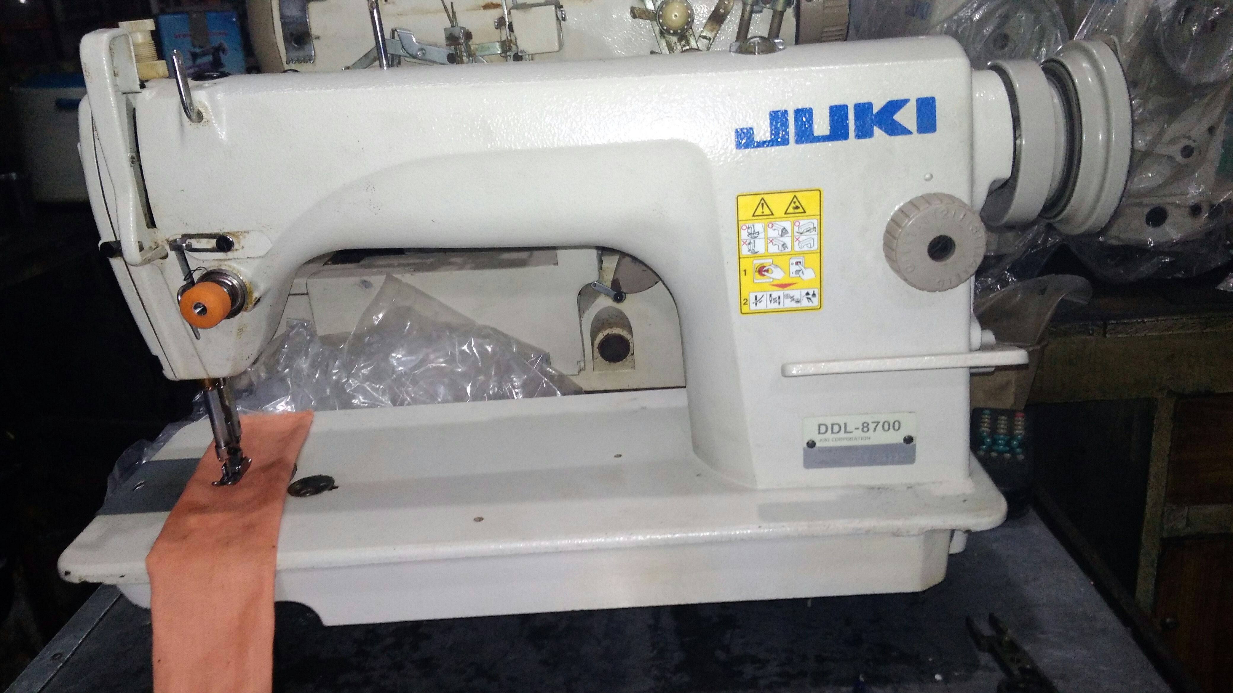 Juki Manual Old Commercial Sewing Machine, Komal Sales & Services ID
