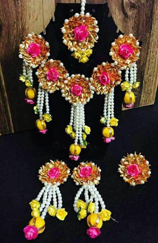 Foam Flowers Handmade Flower Jewellery at Rs 800/set in Udaipur ID