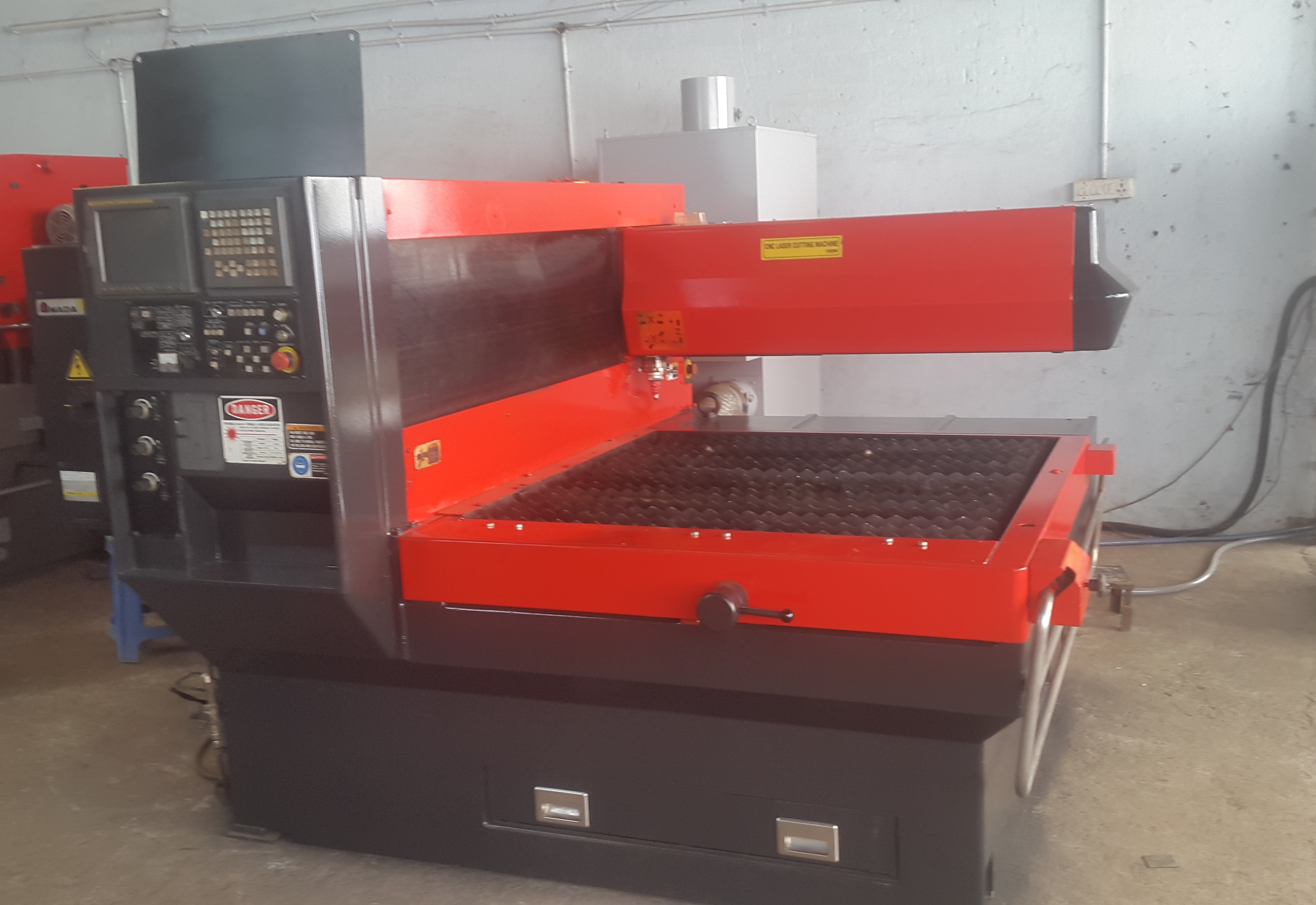 Amada Quattro Used Laser Cutting Machine, amada quattro and 1kw, Rs