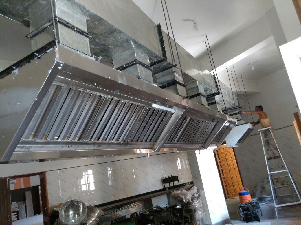 Kitchen Hood & Ducting, किचन एग्जॉस्ट हुड, रसोई निकास हुड in Chandlodia