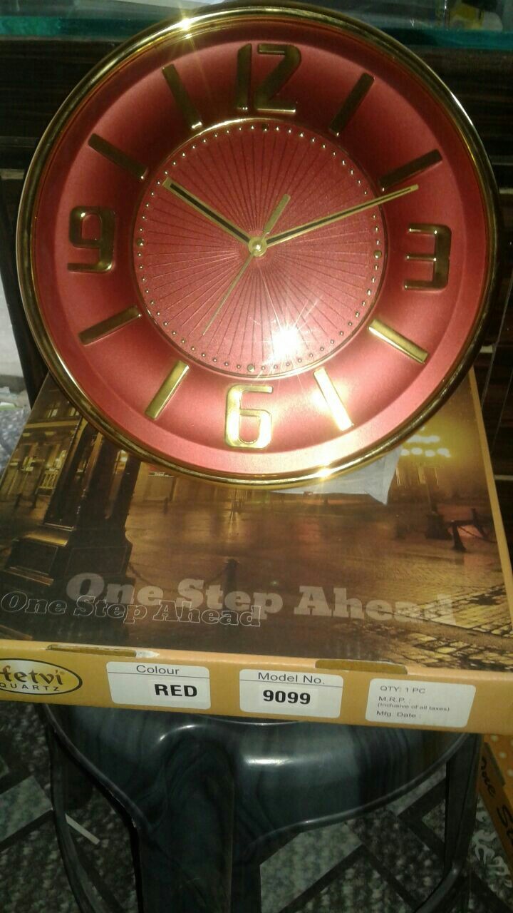 Orpat And Quartz White And Fancy Wall Clock, Khalilabad Traders ID