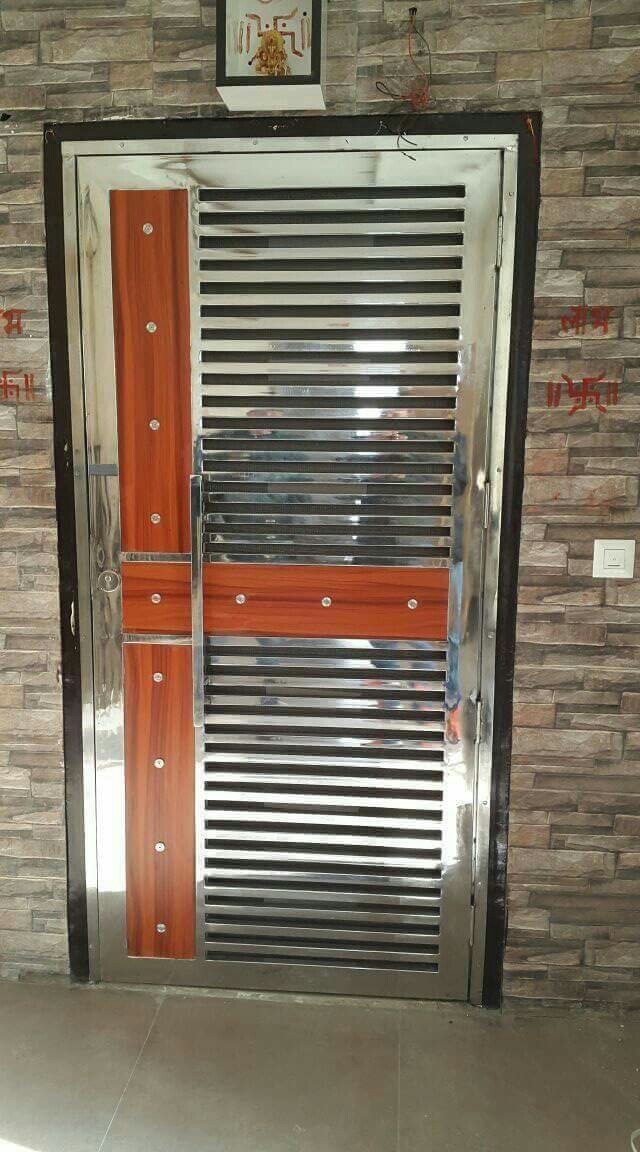 Polished Stainless Steel Doors at Rs 15000/piece Shastri Nagar