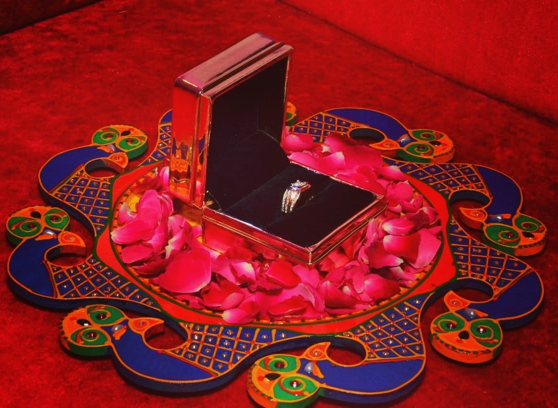 MDF Wood Engagement Ring Platter, For Wedding And Ceremonies, ID