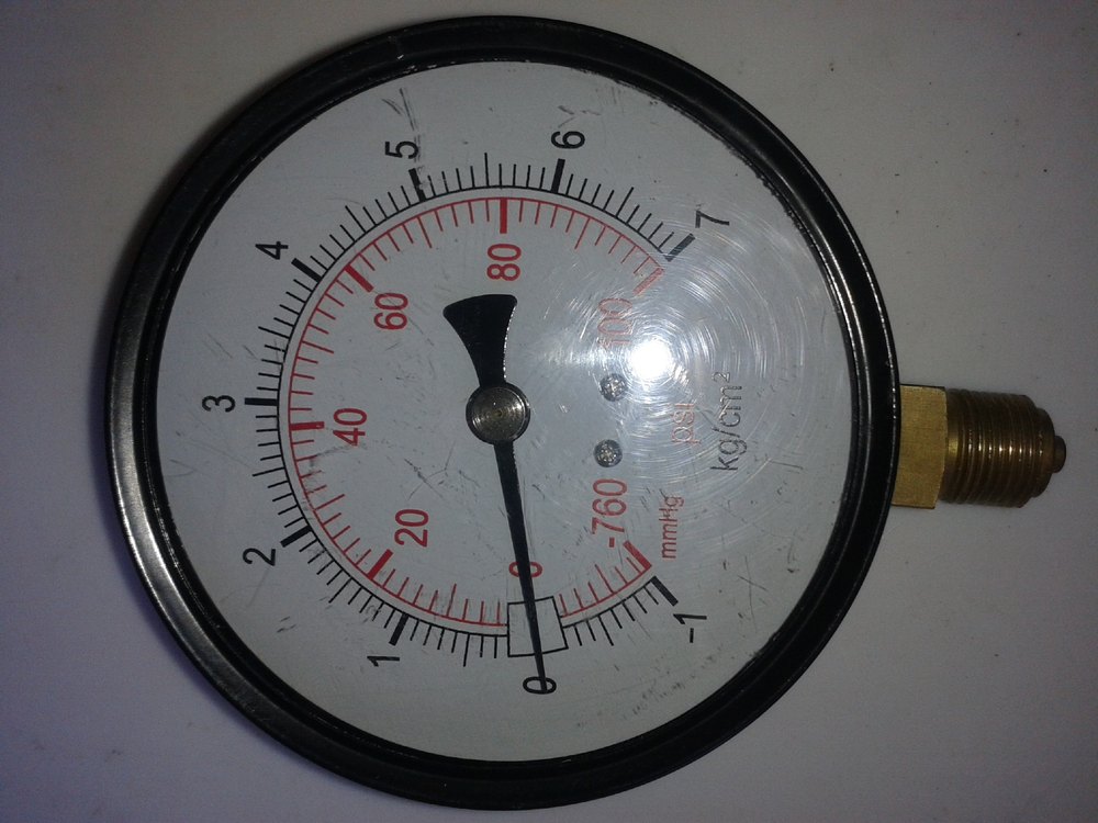 Compound Gauge Pressure Gauge Vacuum Gauge at best price in Bhavnagar