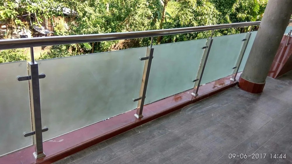 Stainless Steel Glass Railing in Guwahati, Assam Stainless Steel