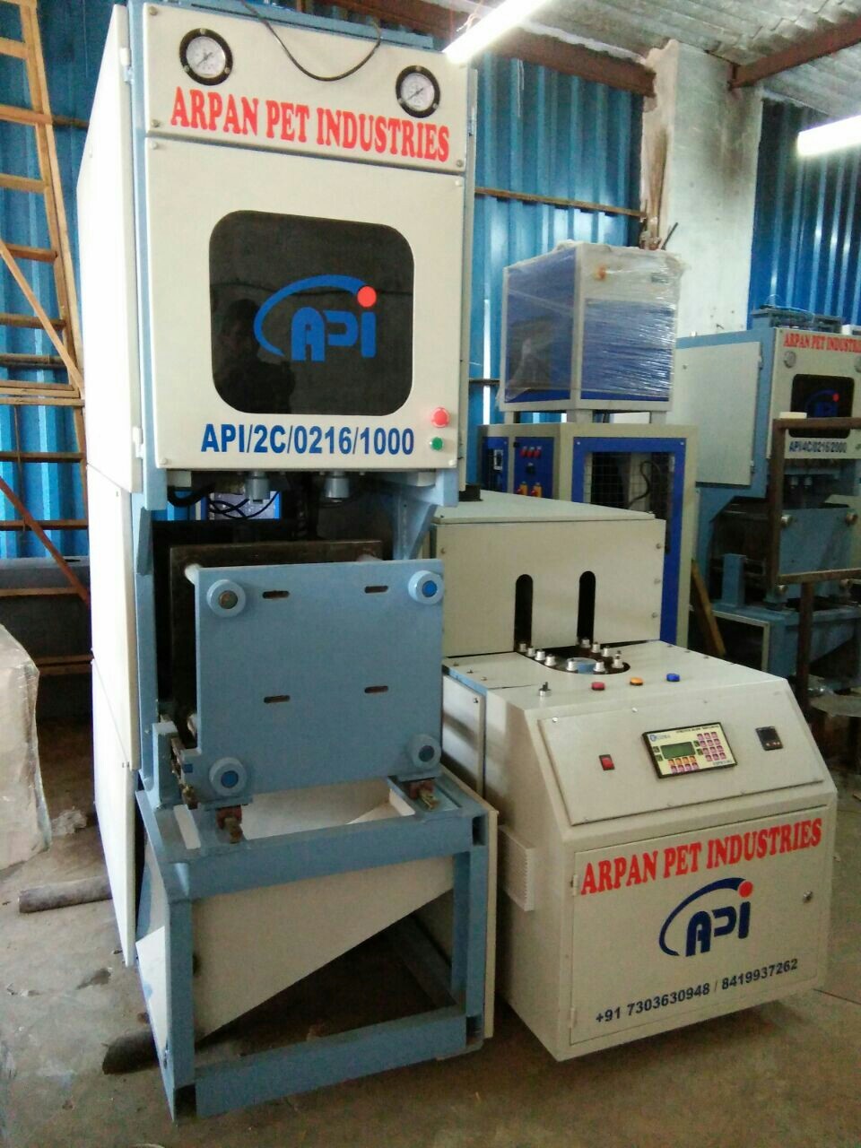 PET Bottle Blowing Machine, Capacity 800 To 1000 Bph, ID 8296080191