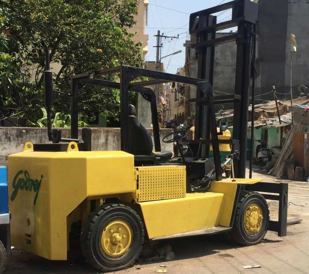 Godrej Forklift 5 Ton at best price in Bengaluru by Touch Movers ID