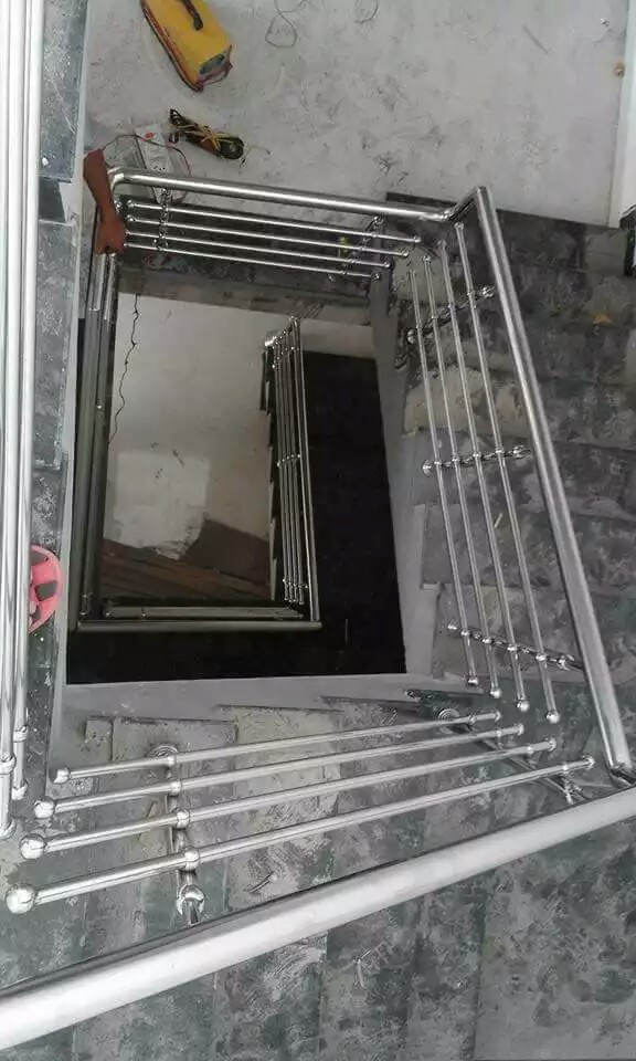 Steel jeena at Rs 450/running feet Stainless Steel Staircase Railing