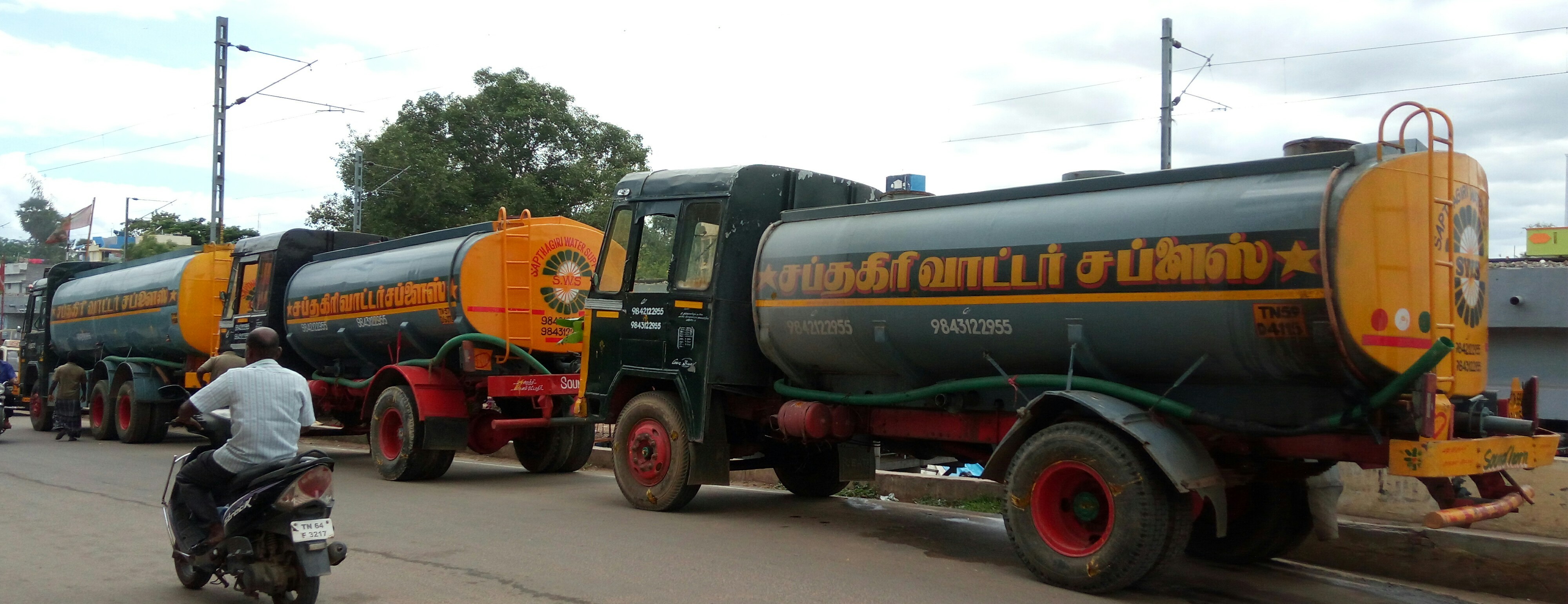 Tanker Lorry 12000 Liter Water Supply, Sapthagiri Water Supplies ID